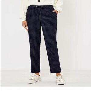 New LOFT Brushed Flannel Windowpane Pull On Ankle Pants Size Large in Navy Blue